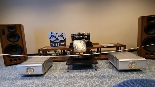 Kronos Sparta, EAR 912, Dan D'Agostino Progression M550, Blumenhofer Acoustic Classic 1733