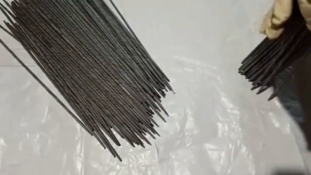 Красим трубочки (морилка-эбеновое дерево) смотреть онлайн