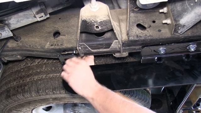 etrailer | Trailer Hitch Installation - 2012 Chevrolet Express Van - Curt смотреть онлайн