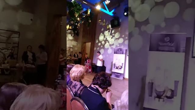 Помаду Oriflame можно есть ? Владимир Мигулин. О производстве шампуней и помад. смотреть онлайн