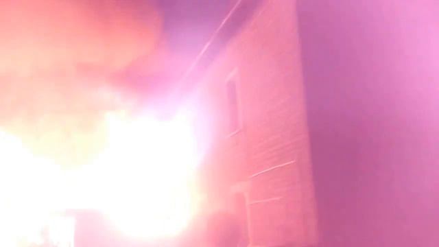 Пожар в Торопце сожгли сараи смотреть онлайн