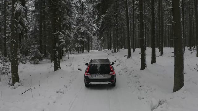 Volvo XC70 - First electric XC70 смотреть онлайн