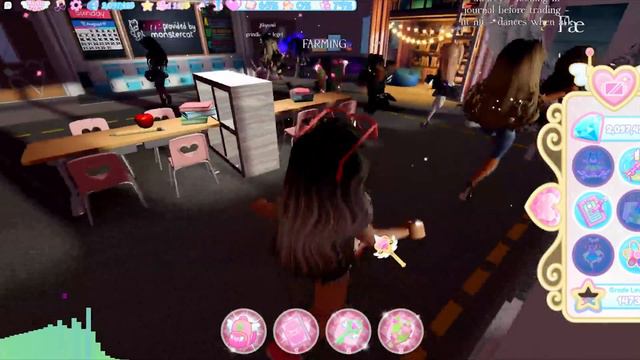 HOW TO WIN MUSICAL CHAIRS 🎶 TIPS & TRICKS || Royale High Campus 3 смотреть онлайн