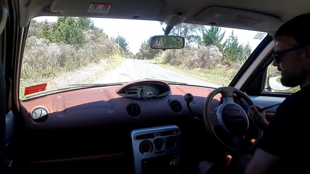 Real Road Test: Toyota WiLL Vi - Will-I-AM (New Zealand) смотреть онлайн