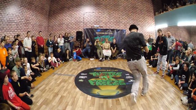 pro 1x1 - bboy Муха vs Dave - брейкданс чемпионат TurtleFreeze Battle смотреть онлайн