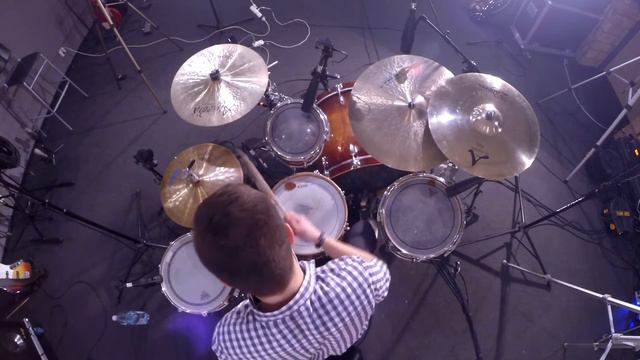 Ella Eyre - Deeper - Drum Cover | by Michał Wiktorowicz смотреть онлайн
