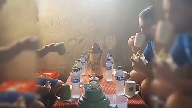 WAYNE ROONEY AGONGA CHAI CHAPATI KWA MAMA NTILIE BONGO смотреть онлайн