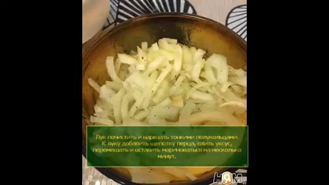 Рисовый салат с огурцами и сладкой кукурузой смотреть онлайн