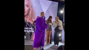 Бузова унизила Тарасова на вручении премии