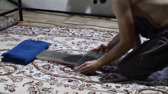 Как лечь на гвозди Складная садху доска для лежания и стояния смотреть онлайн