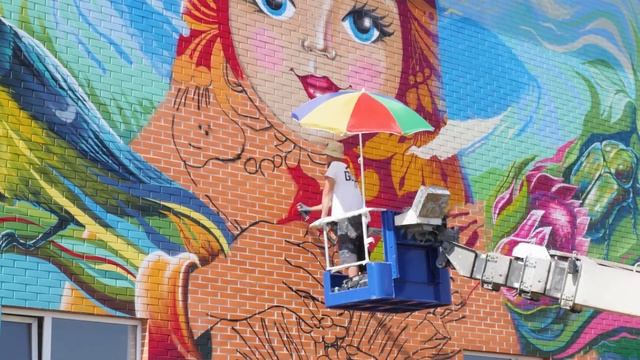 Роспись фасада жилого комплекса "Матрешки" смотреть онлайн