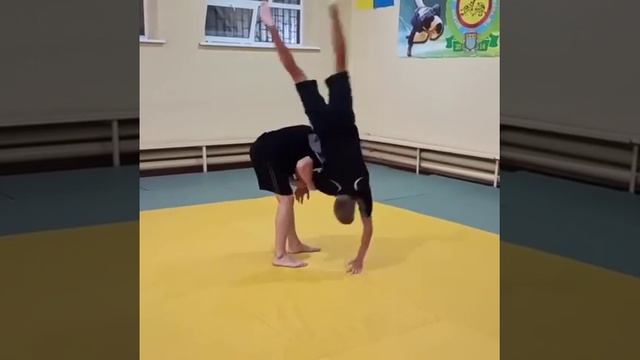 Дуэт с разницей в 14 кг!