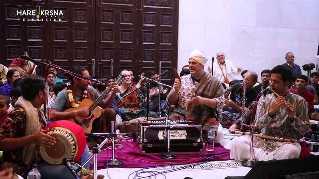 Hare Krishna Kirtan | Visvambhar Das & Gauravani Das | ISKCON Mira Road