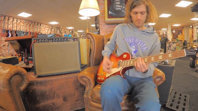 Dirk Witte - Gibson Les Paul Deluxe 70s Cherry Sunburst смотреть онлайн