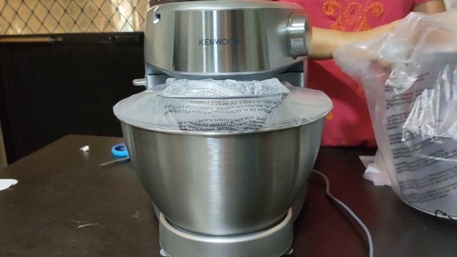 UNBOXING OF A GIFT смотреть онлайн