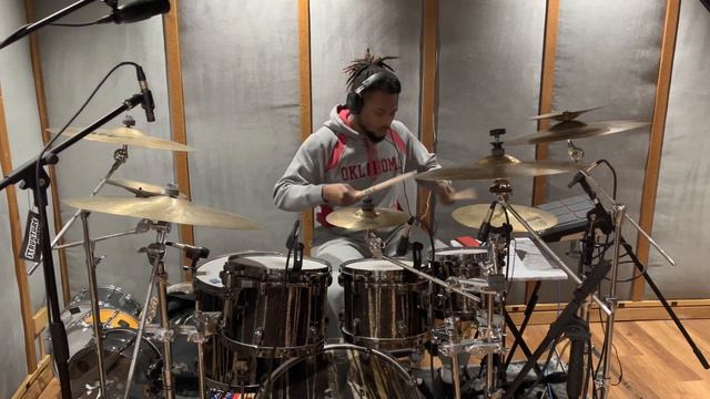 Bryan Clark (BSTIXX) diamonds Miki Miller смотреть онлайн