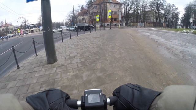 E-twow Booster V elektriniai paspirtukai. Parodos kalnas 2019m. смотреть онлайн