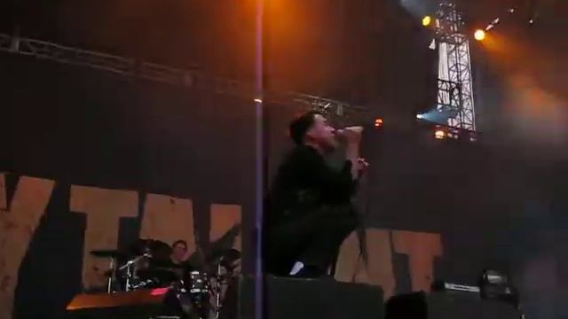 Billy Talent - Fallen Leaves Live @ Rock for People 2010 смотреть онлайн