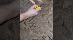 Как отремонтировать дырку в ковролине,  линолеуме. ободрали ковролин? выод есть =))