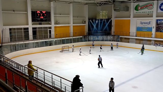 Бобры 2009 Заречный - Эдельвейс Пенза. ПФО 2021-22, 2 этап. 3 период смотреть онлайн