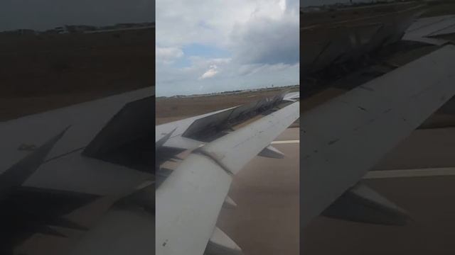 Landing in Tunis - Carthage Airport - Airbus 320 - HD смотреть онлайн