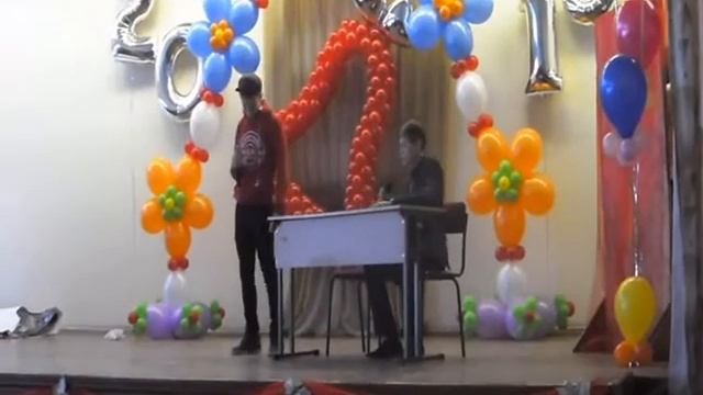 Последний звонок в 9 классах 2013г смотреть онлайн