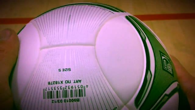 Euro 2012 Official Match Ball - Adidas Tango Close Ups | Pingittt смотреть онлайн