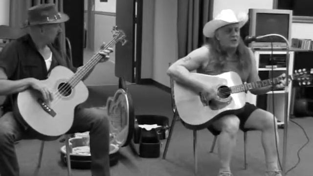 Tom and Michael Playing at Ms. Lily's Retirement Home in Palatka, Florida. Video #8 смотреть онлайн