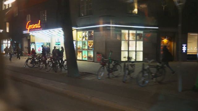 Sweden, Stockholm, bus 67 night ride from Stadsbiblioteket to Tegnérgatan смотреть онлайн