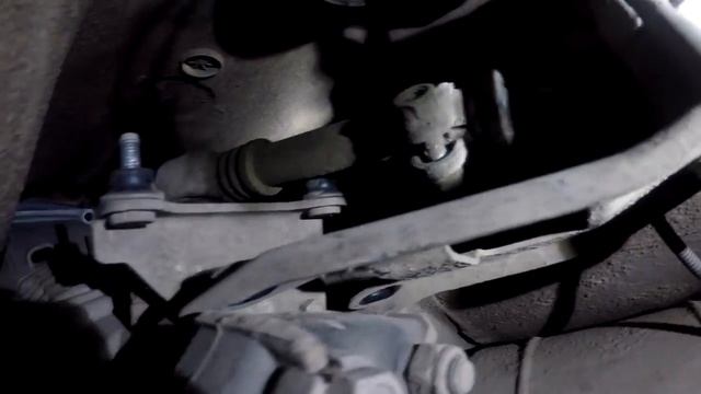 Снятие КПП Нива Шевроле и замена сцепления/ВЫЖИМНОГО ПОДШИПНИКА смотреть онлайн