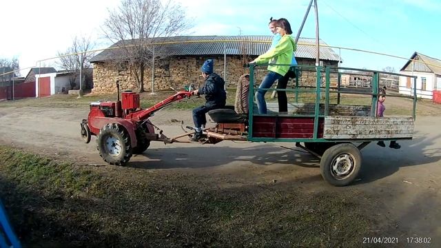 В соседнее село на дискотеку. смотреть онлайн