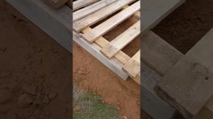 дача с нуля. 4 серия. купил участок в поле. беседка из поддонов своими руками. бюджетная беседка.