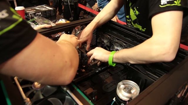 GTX 970 3-way SLI ile GAMEX HULK'ı tasarladık - GeForce Garage смотреть онлайн