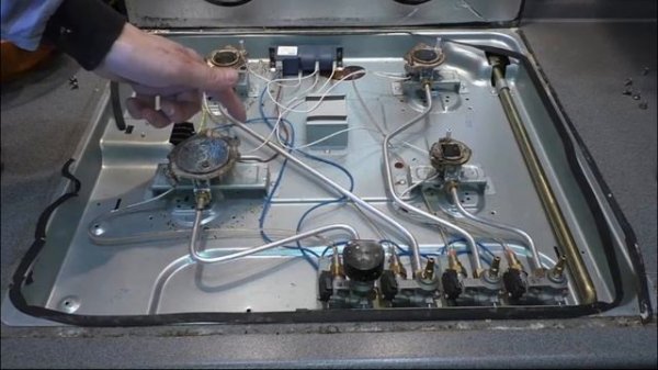 Не работает электророзжиг газовой плиты. Все причины.