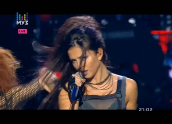 Нюша — Цунами; Где ты, там я — Гала-Концерт лауреатов и номинантов "Премии МУЗ-ТВ 2015" — 7.6.15 смотреть онлайн