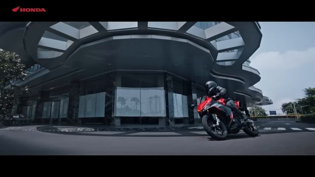 All New Honda CBR150R – Own The Ride смотреть онлайн
