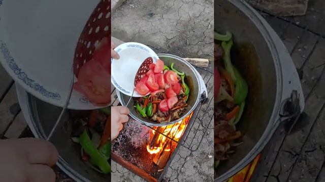 Как приготовить плов в казане на костре. Мой рецепт. Простой рецепт. смотреть онлайн