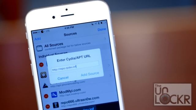 How to Add a Fifth Icon to the iPhone Dock (JB Tweak) смотреть онлайн