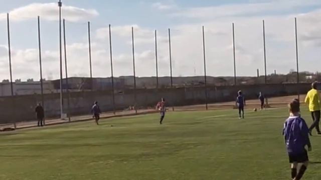 первенство крыма по футболу с инкомспорт смотреть онлайн