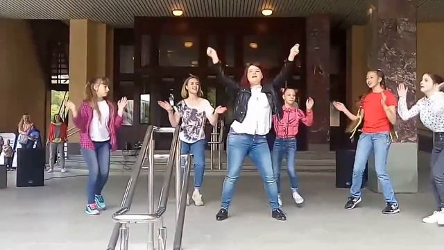 Флешмоб. Театр кукол. 09.06.2017 г. смотреть онлайн