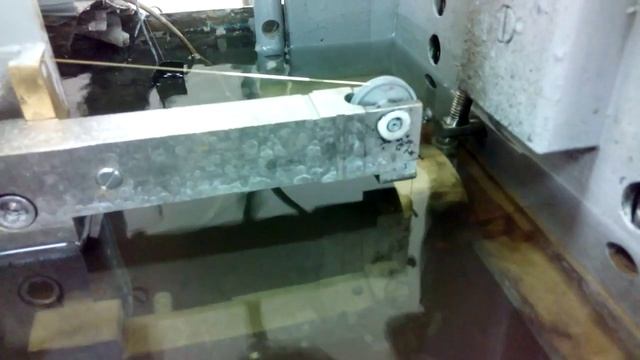 Отрезание латунного прутка на электроэрозионном станке смотреть онлайн