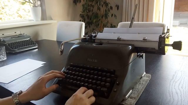 Adler universal standard typewriter смотреть онлайн