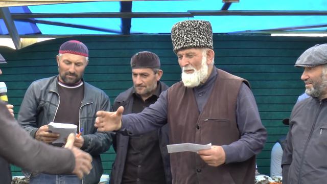 Вручение призов скакунам в селе Риквани.13.04.2019