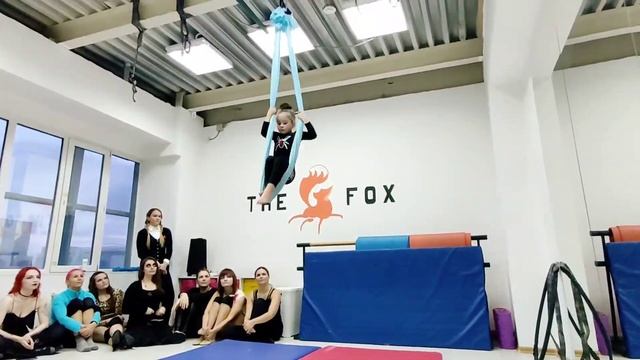 Воздушная гимнастика | Воздушная акробатика | Воздушные полотна для начинающих | Воздушная петля смотреть онлайн