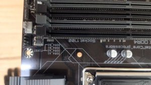 GIGABYTE B660 GAMING X DDR4 Motherboard Unboxing and Overview