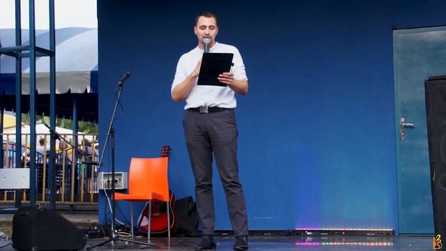 Стихотворение: "С праздником, Белый город!". Автор: Батраченко В.И. смотреть онлайн