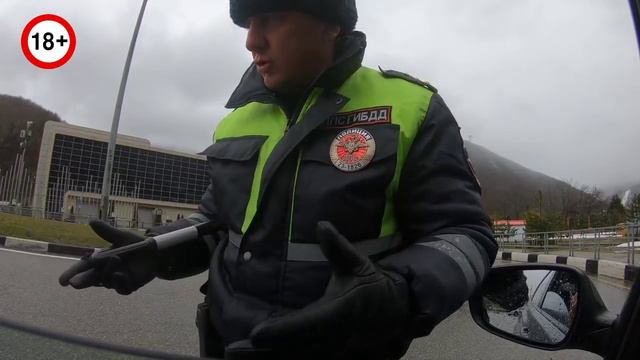 ДПС решил хайпануть прям на дороге. сложности РАБОТЫ ДПС в Сочи. устал служить. смотреть онлайн