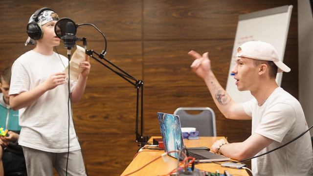 Oxford Camp Azimut смотреть онлайн