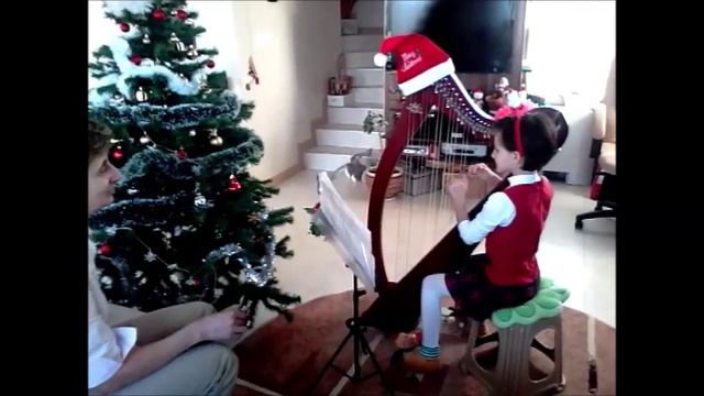Jingle Bells, played by 9 years old Lora Karapancheva смотреть онлайн