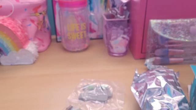 Genshin Impact Merch Haul! (including Mondstadt series blind boxes!) смотреть онлайн